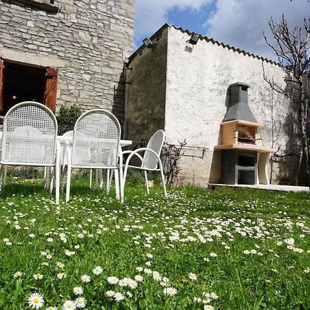 ビエスカス Cirjuana, Casa En El Centro Con Agradable Jardin Y Barbacoa By Pirineos 360ヴィラ エクステリア 写真