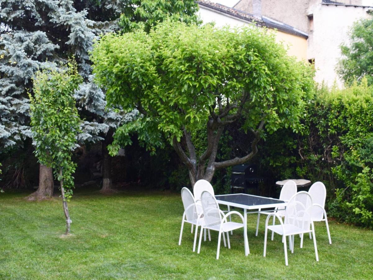 ビエスカス Cirjuana, Casa En El Centro Con Agradable Jardin Y Barbacoa By Pirineos 360ヴィラ エクステリア 写真