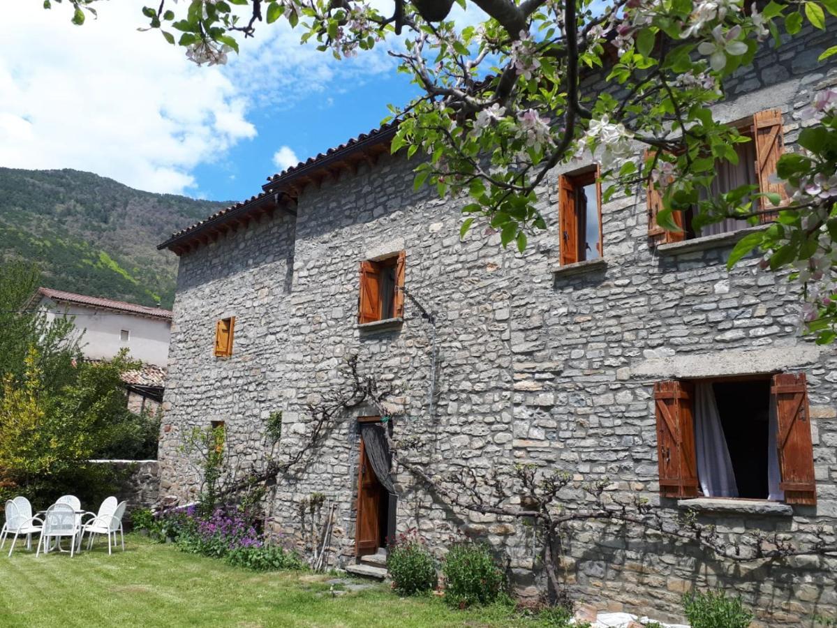 ビエスカス Cirjuana, Casa En El Centro Con Agradable Jardin Y Barbacoa By Pirineos 360ヴィラ エクステリア 写真