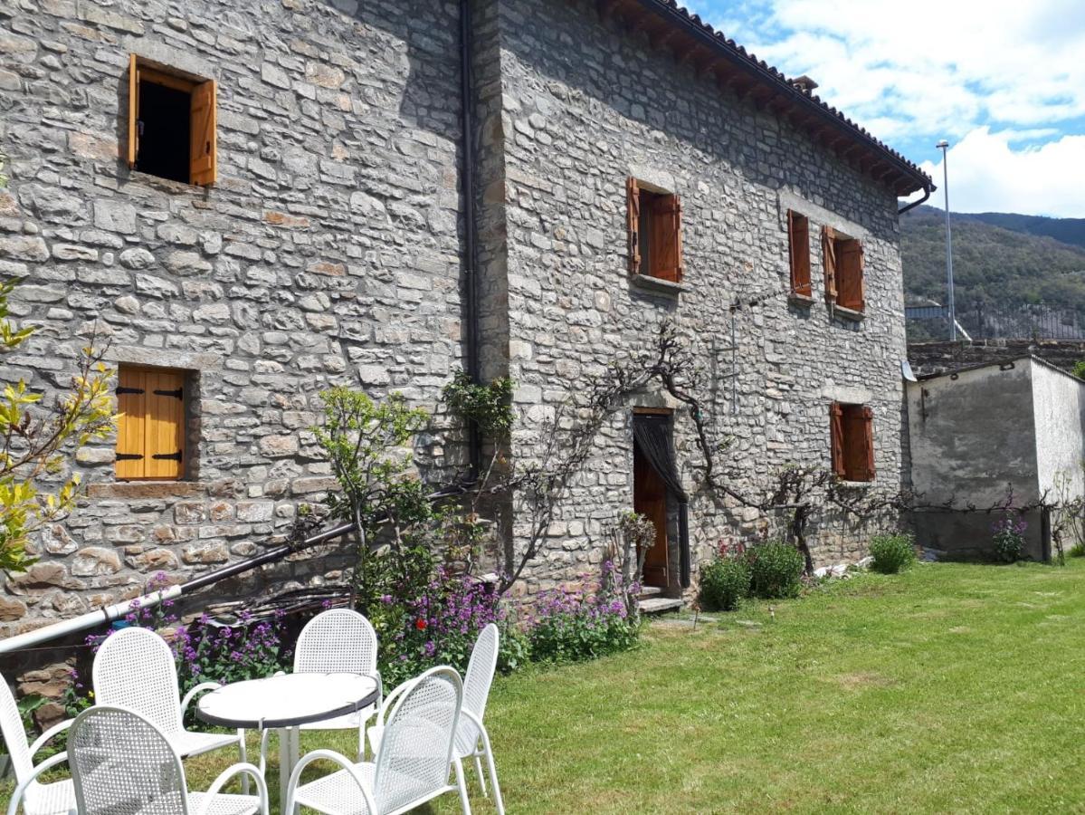 ビエスカス Cirjuana, Casa En El Centro Con Agradable Jardin Y Barbacoa By Pirineos 360ヴィラ エクステリア 写真