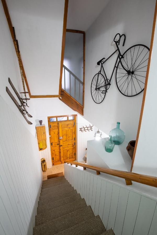 ビエスカス Cirjuana, Casa En El Centro Con Agradable Jardin Y Barbacoa By Pirineos 360ヴィラ エクステリア 写真
