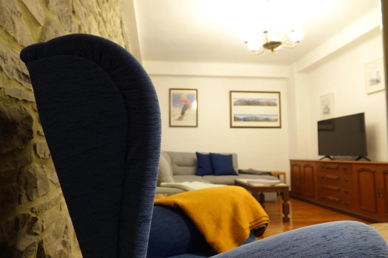 ビエスカス Cirjuana, Casa En El Centro Con Agradable Jardin Y Barbacoa By Pirineos 360ヴィラ エクステリア 写真