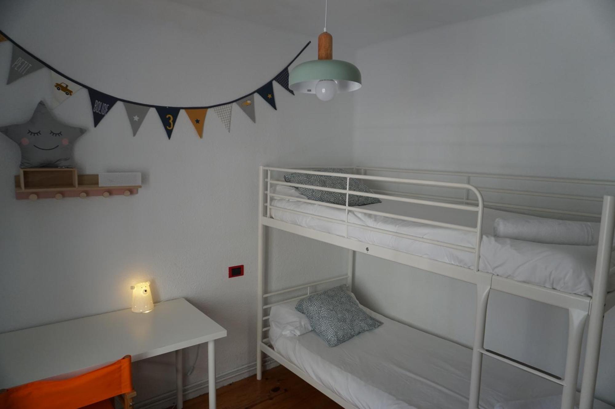 ビエスカス Cirjuana, Casa En El Centro Con Agradable Jardin Y Barbacoa By Pirineos 360ヴィラ エクステリア 写真